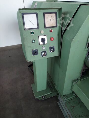 Mot. Calandra de chapas de três rolos HAEUSLER KRMA 2500-10
