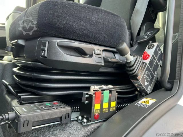 Three-sided tipper truck MAN TGS 26.480 6x4 Krankipper Fassi F195.A.2.24