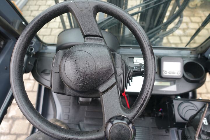 Gabelstapler TOYOTA 8FGF 20 Triplex SS + ZH2 Kabine Stapler