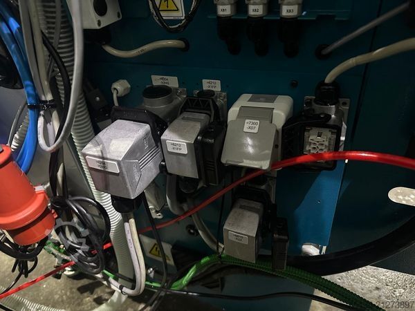 Injection molding machine Boy XS