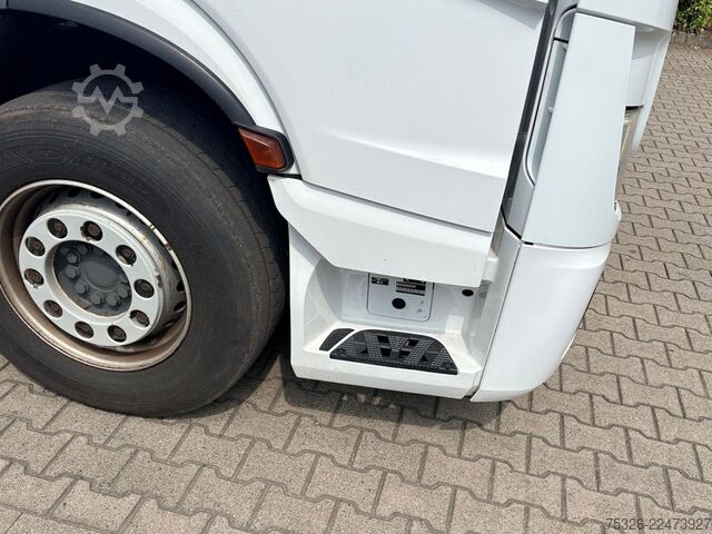 Грузовик для опасных материалов MERCEDES-BENZ 1845 LS 4x2, Bigspace, PTO, ADR, Retarder