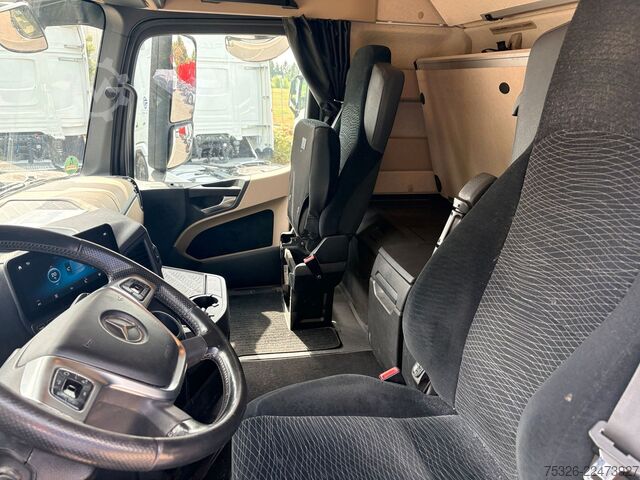 Грузовик для опасных материалов MERCEDES-BENZ 1845 LS 4x2, Bigspace, PTO, ADR, Retarder