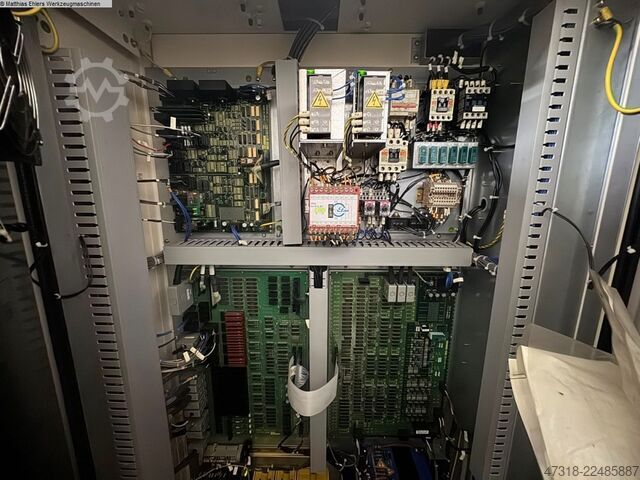 Stroj za žičano erodiranje FANUC ROBOCUT ALPHA-0C