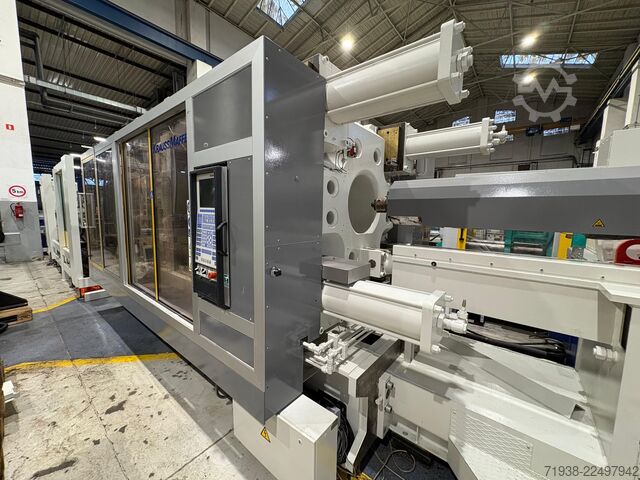 Máquina de moldeo por inyección KraussMaffei KM 800-8000 MC