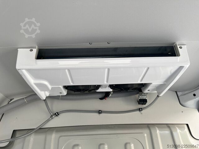 Ledusskapja furgons PEUGEOT BOXER KÜHLKASTEN TEMPOMAT KLIMA