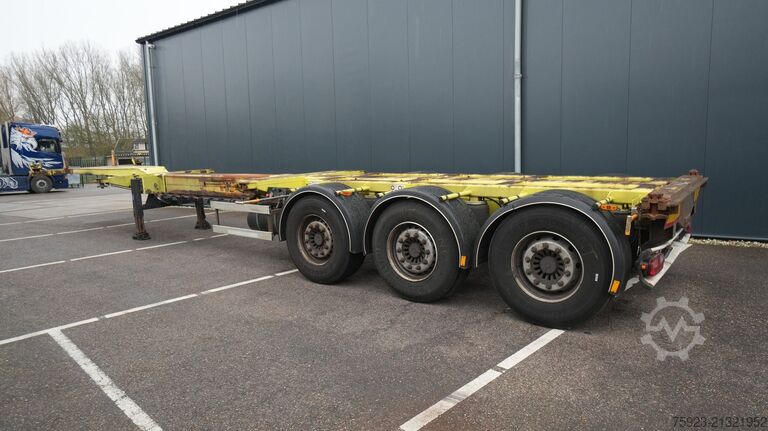 Transport de conteneurs D-tec Extendable container transport trailer