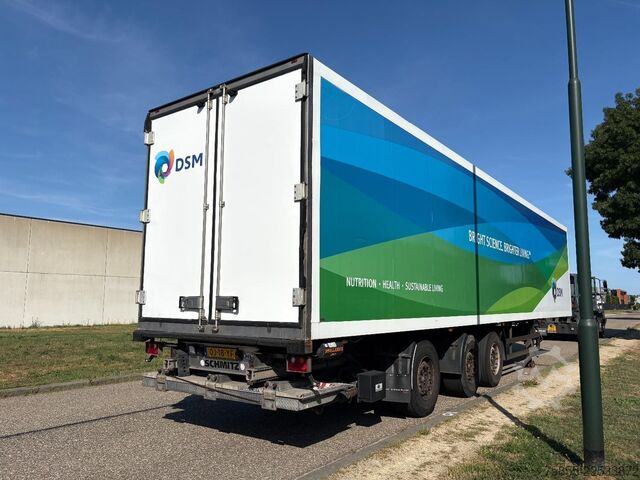 Koffer Schmitz SKO 24 ISO Box / SAF Axles / Steering Axle / Li...