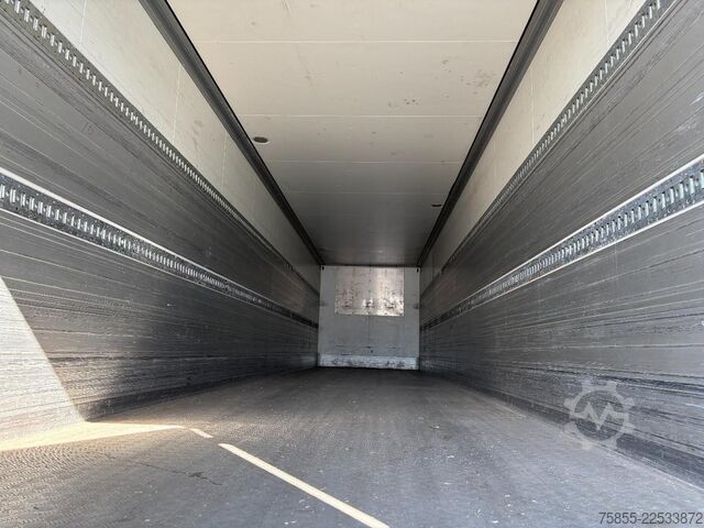 Koffer Schmitz SKO 24 ISO Box / SAF Axles / Steering Axle / Li...
