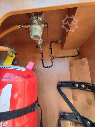 Kamper MALIBU Van 640 LE 300Ah Lithium, Solar, 1. Hand
