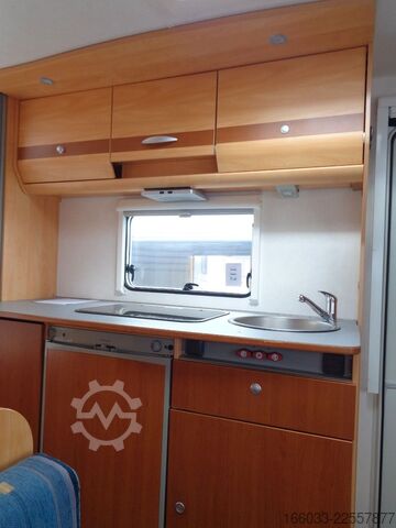 Karvan SUNLIGHT Capron C44D *Vorzelt*