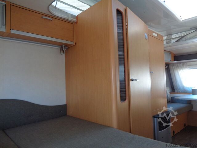 Karvan HYMER/ERIBA Feeling 425 *Markise*