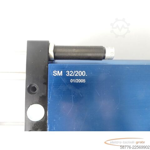 Thành phần  SM 32/200 Schiebemodul 200 mm Hub pneumatischer Linearantrieb
