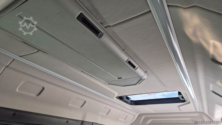 Minibus Opel Movano Lord light Lagerfahrzeug Stock 18 SS