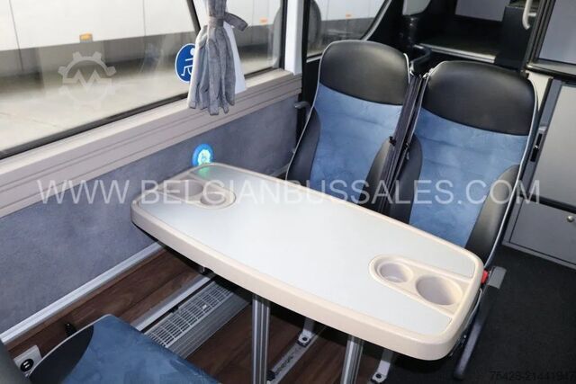 Dvoj-poschodový Neoplan Skyliner L New Model / P06/ TDX27  Astromega / ...