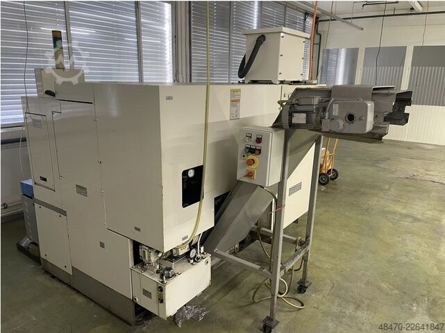 CNC eszterga Okuma LCS15