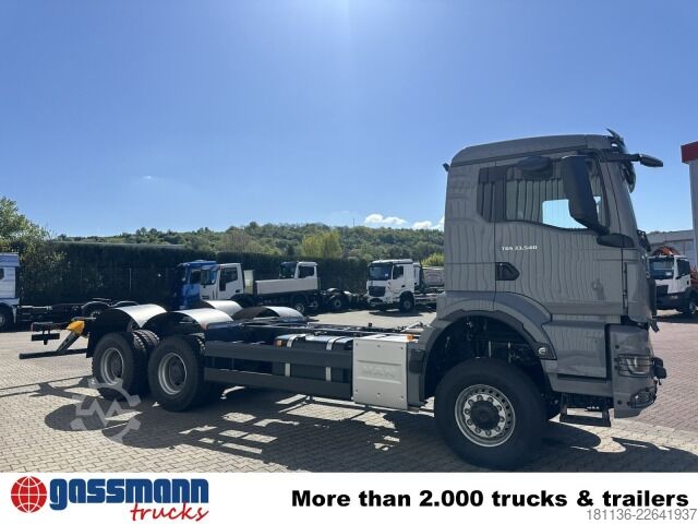 Truck chassis MAN TGS 33.540 6x6 BB CH, Intarder