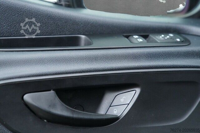 Fourgon tôlé Mercedes-Benz Sprinter 211 CDI L1H1