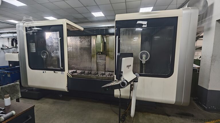 Pystytyöstökeskus Deckel Maho DMF 260 / 700