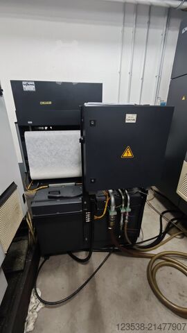 Pystytyöstökeskus Deckel Maho DMF 260 / 700