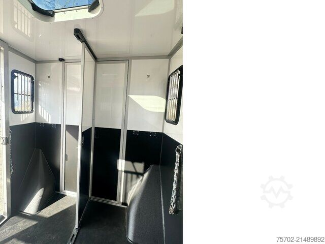 バン Renault Master Haras 1-2 Pferde