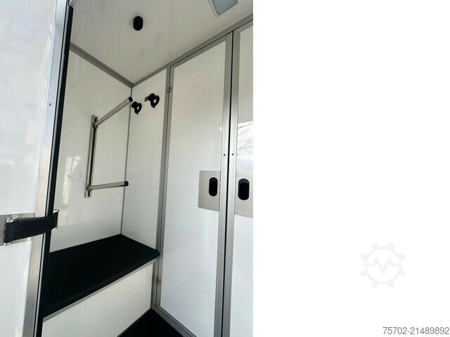 Furgon Renault Master Haras 1-2 Pferde