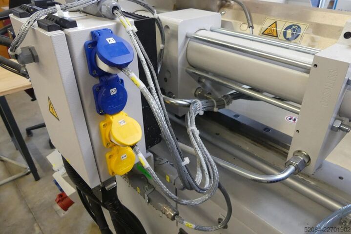 Wittmann Battenfeld - Spritzgießmaschine Wittmann Battenfeld SmartPower 60/210 Unilog B8