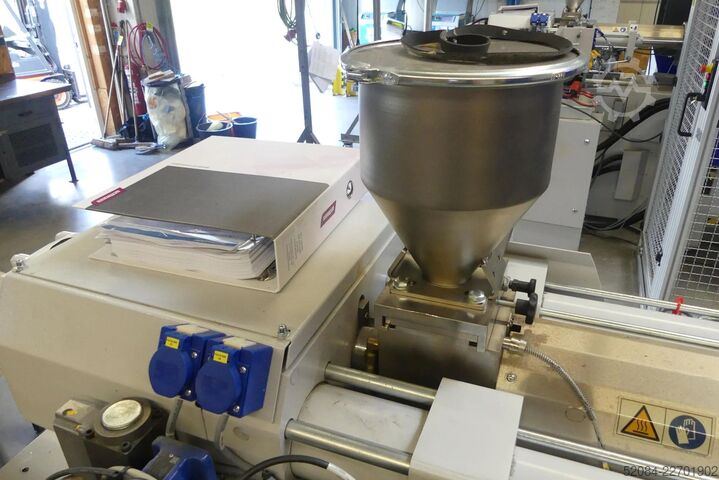 Wittmann Battenfeld - Spritzgießmaschine Wittmann Battenfeld SmartPower 60/210 Unilog B8