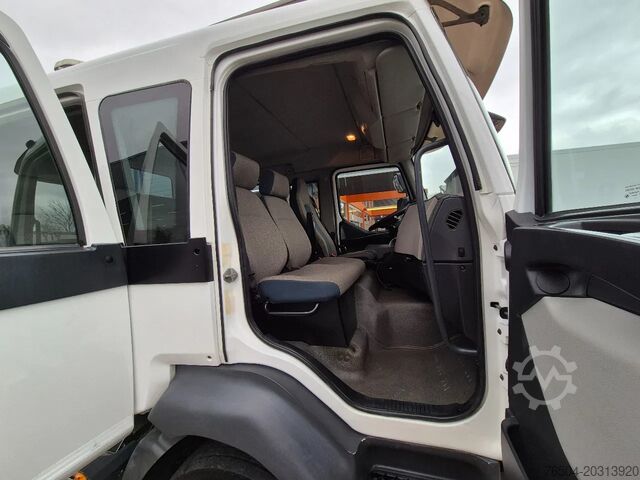 Vehículo de recuperación Volvo FL 250 E6 DoKa 7 Sitze/ Abschlepp/ Bergingswage...