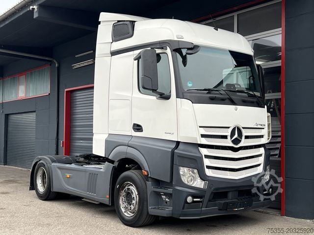 Štandardný ťahač MERCEDES-BENZ Actros 1843 Klima Retarder ACC-Abstandstempomat