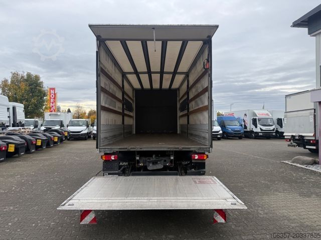फ्लैटबेड ट्रक टार्प के साथ IVECO Eurocargo 140E28/P Plane& Spriegel E6C LBW 1500k