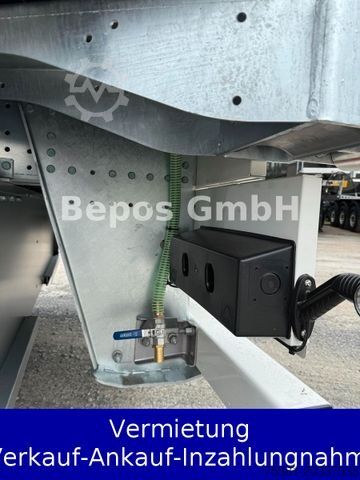 फ्रिज सेमीट्रेलर SCHMITZ CARGOBULL SKO 24/L-13.4Carrier Blumen-Doppelstock-Bi-Temp