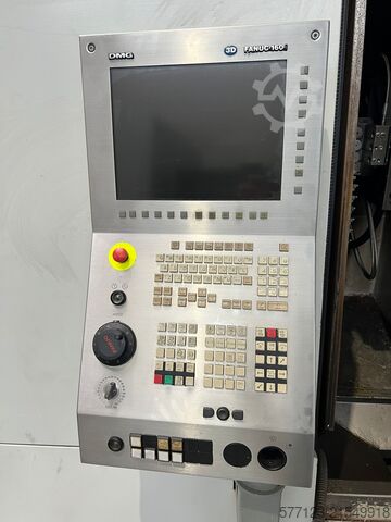 Centro de torneamento e fresagem CNC Gildemeister Sprint 42 - linear inkl. Stangenlader