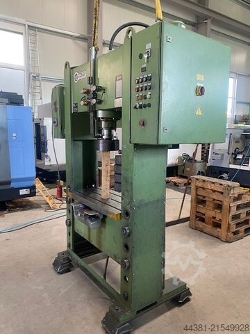 Prensa hidráulica Walther WUP