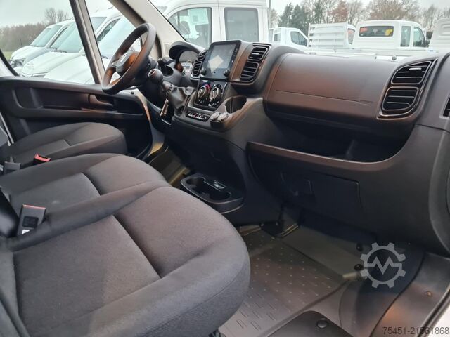 Kombi z visokim stropom Opel Movano Kasten 2.2 HDi 140 (3,5t) L3H2 Navi App