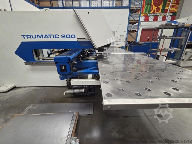 Prensa de puncionamento TRUMPF TruMatic 200 R