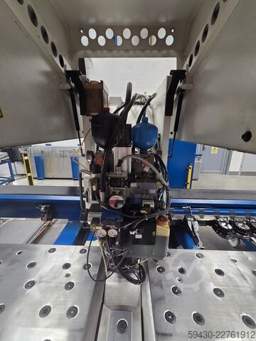 Prensa de puncionamento TRUMPF TruMatic 200 R