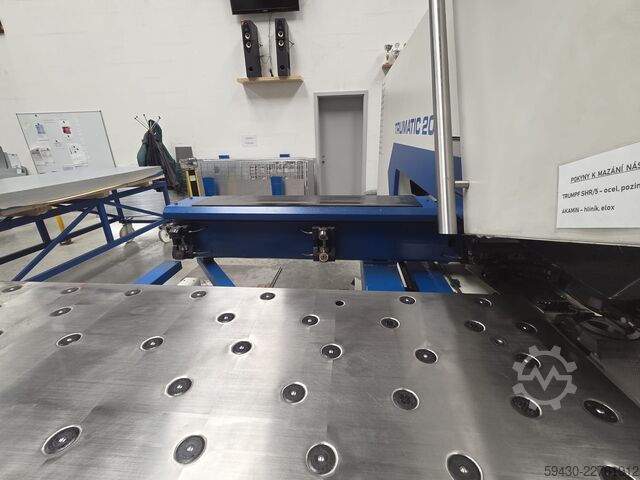 Prensa de puncionamento TRUMPF TruMatic 200 R