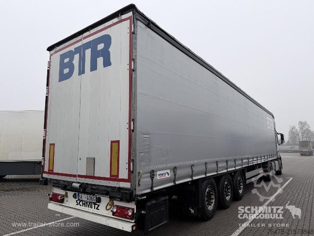 Otvorený náves s plachtou Schmitz Cargobull Curtainsider Standard