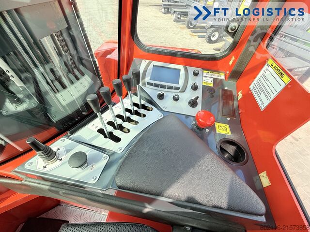 štvorcestný vysokozdvižný vozík Combilift C3000ET TRIPLEX 5940 WIDE FORK POSITIONE