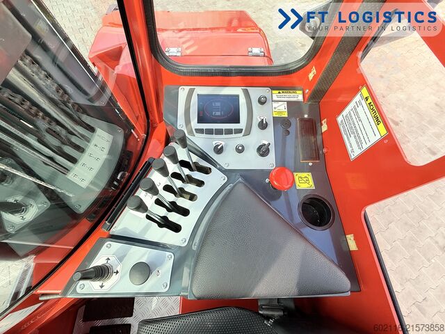 štvorcestný vysokozdvižný vozík Combilift C3000ET TRIPLEX 5940 WIDE FORK POSITIONE