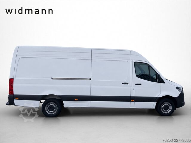 Xe van thùng kín Mercedes-Benz Sprinter 317 CDI Hochdach Kasten lang AUT Kam.