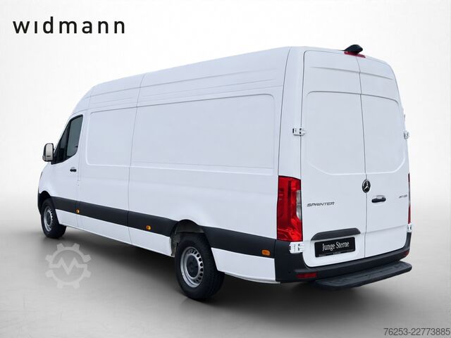 Xe van thùng kín Mercedes-Benz Sprinter 317 CDI Hochdach Kasten lang AUT Kam.