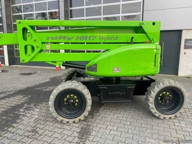 Zglobna teleskopska radna platforma Niftylift HR 17 Hybrid