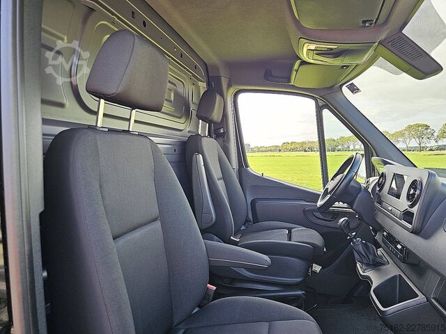 Hochdachkombi MERCEDES-BENZ SPRINTER 317 L2H2 RWD Mbux AC