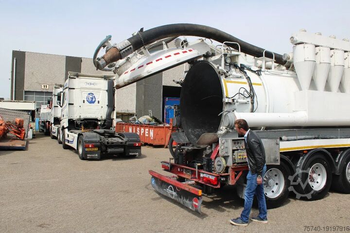 Réservoir Stokota ECOTA + 16.600 LITER + VOLVO ENGINE S/P + TIPPE...