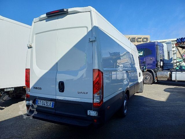 Panel van IVECO DAILY 35S16 - 4100