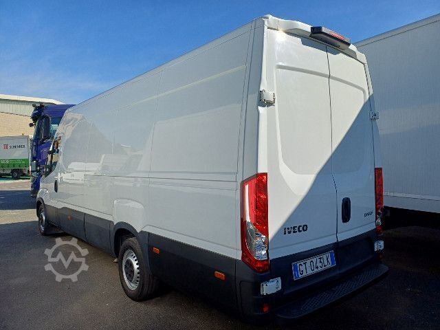 Panel van IVECO DAILY 35S16 - 4100