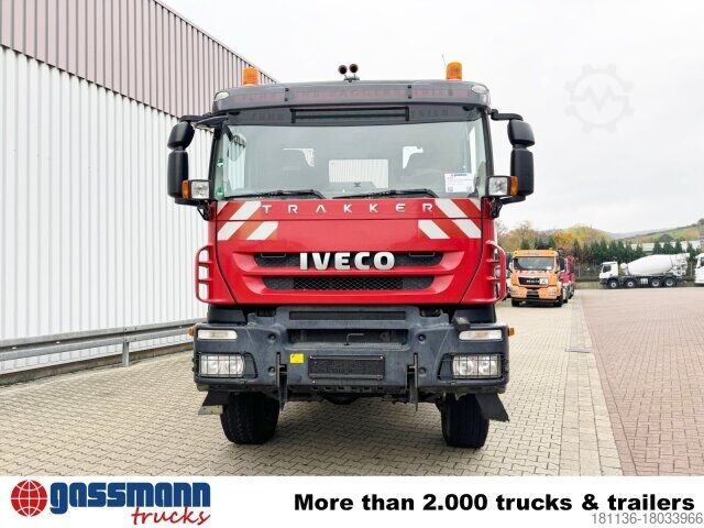 Chassi de caminhão Iveco Trakker AD260T45W 6x6