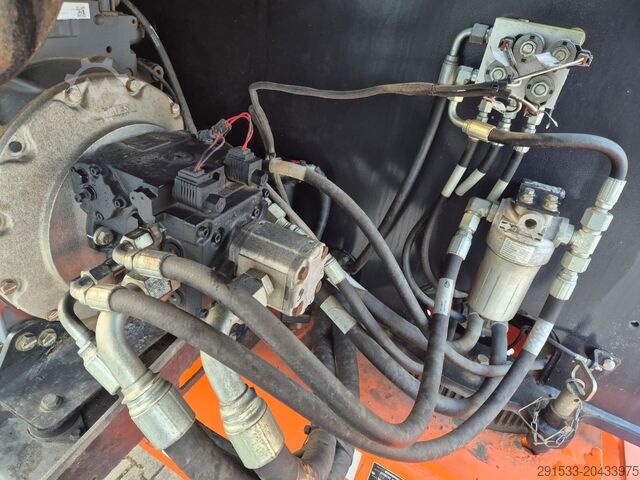 Teleskop-Arbeitsbühne JLG 460SJ 4X4 / LOW MTH / 1 OWNER