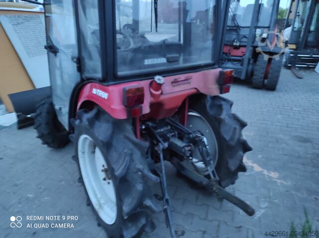 Tractor Shibaura P175F